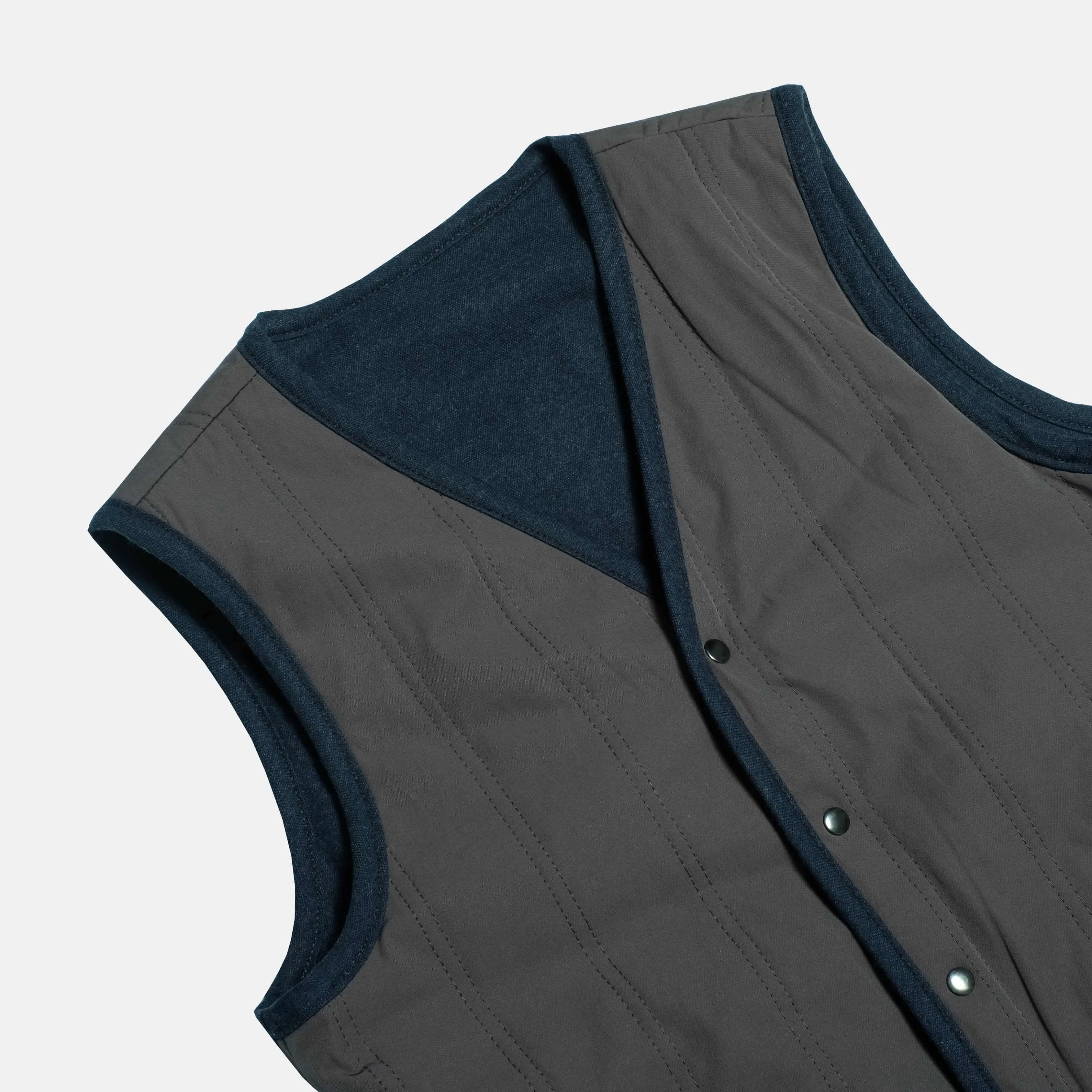 Boysnextdoor Reversible Quilted Vest Navy