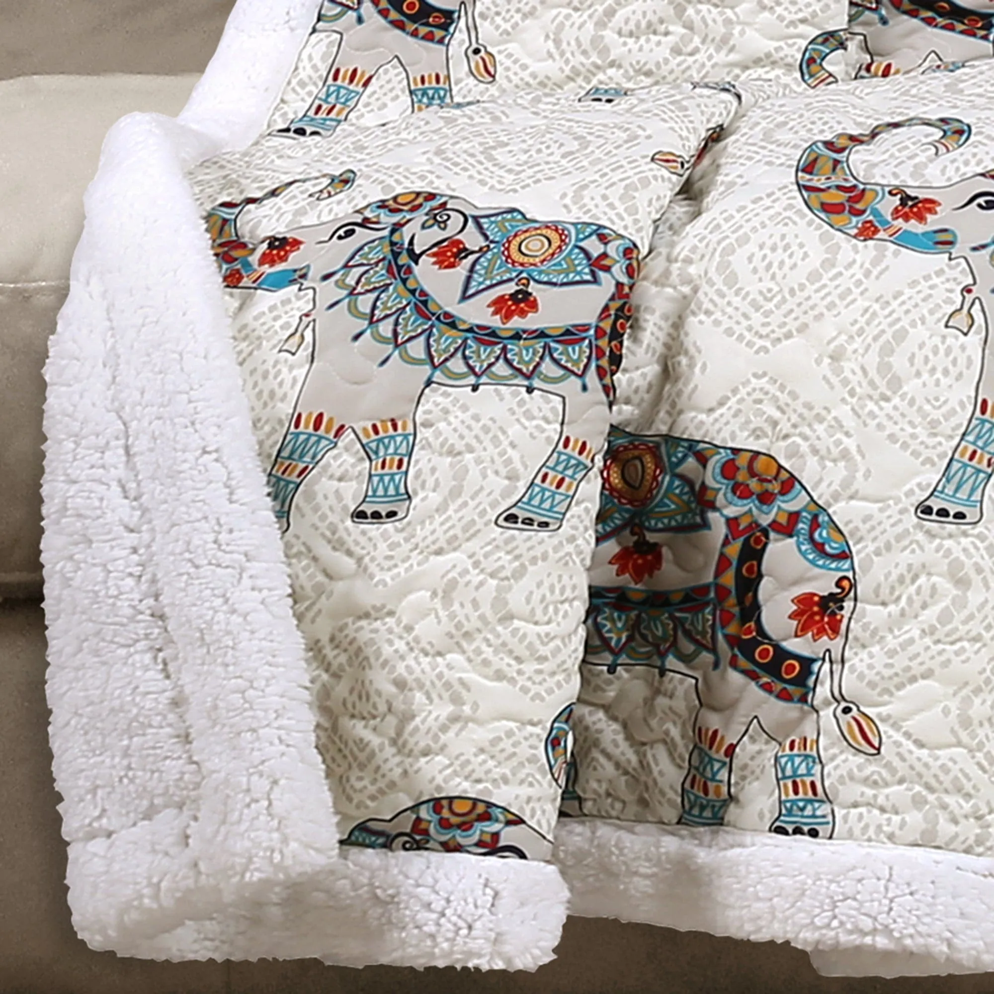 Hati Elephants Sherpa Throw Blanket