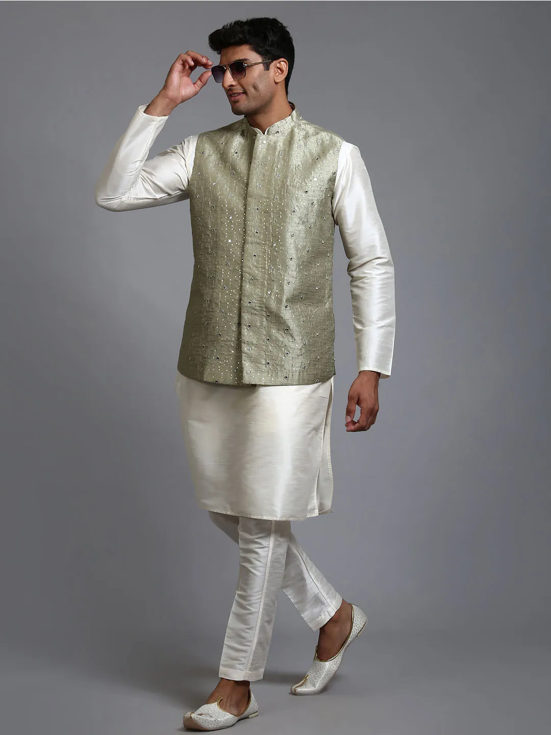 Jashvi Men's Mehndi Green Embellished Jacket