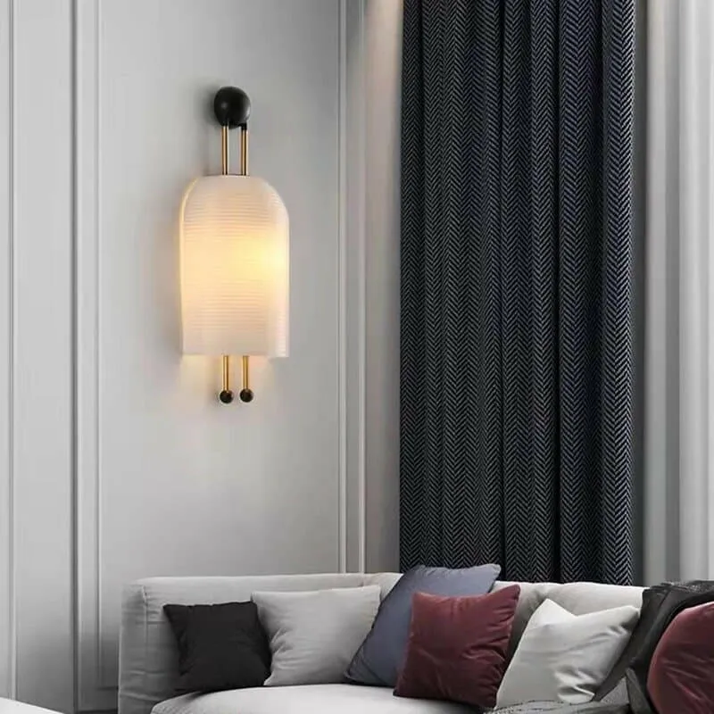 Nekka - White Glass Wall Lamp