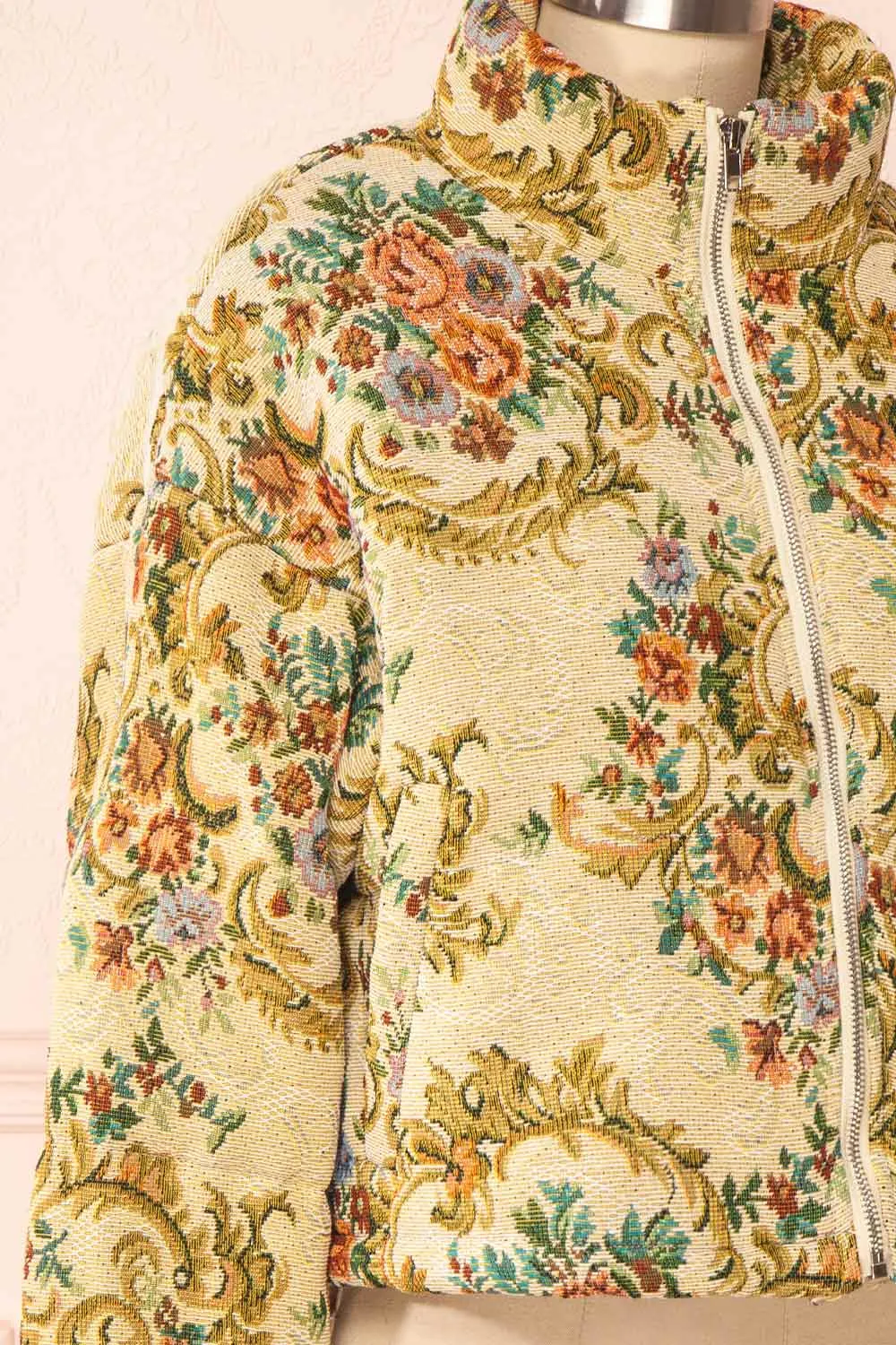 Peterbo | Cropped Jacquard Tapestry Jacket