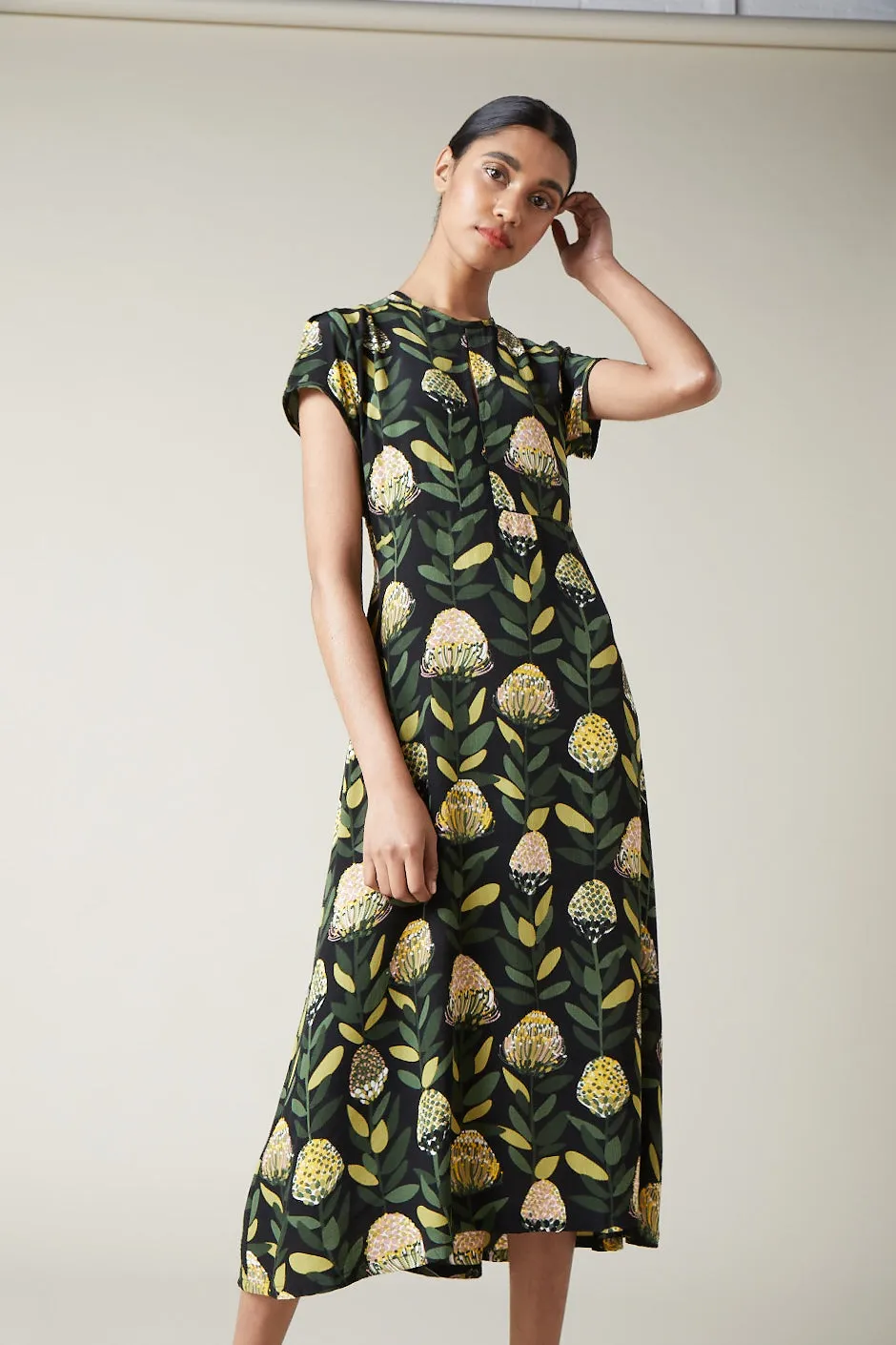 Pin Protea Janis Keyhole Dress