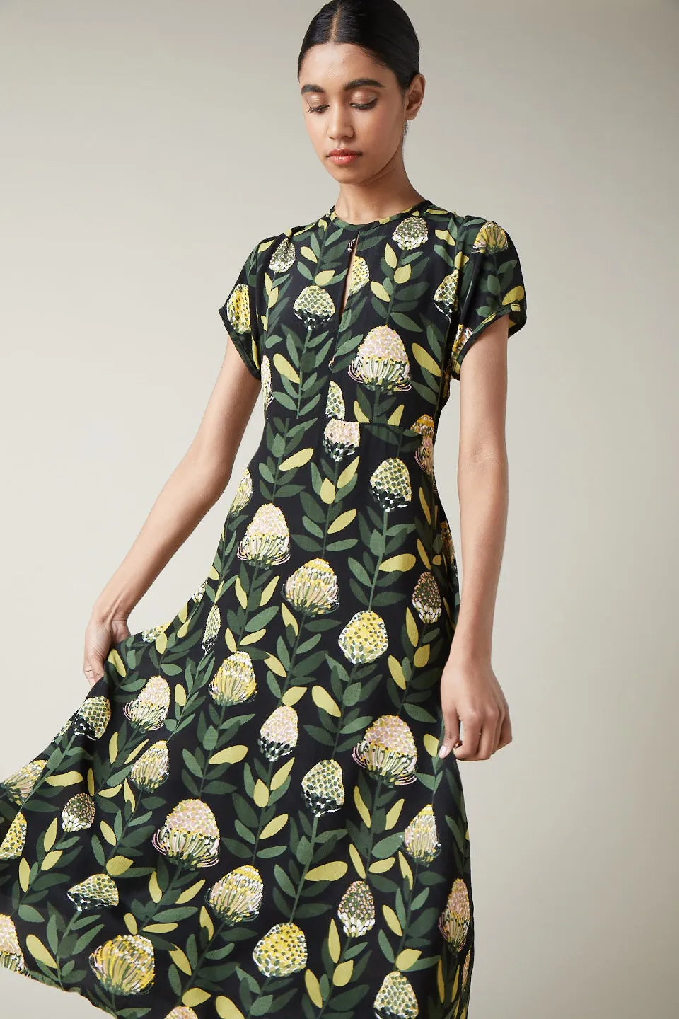 Pin Protea Janis Keyhole Dress